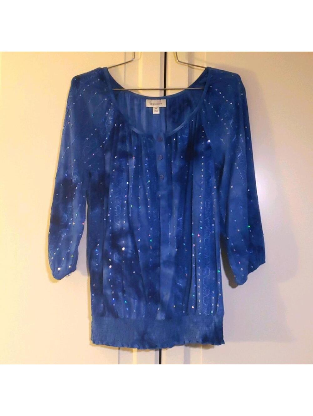 Dressbarn blue tie dye pheasant sequin top Sz M